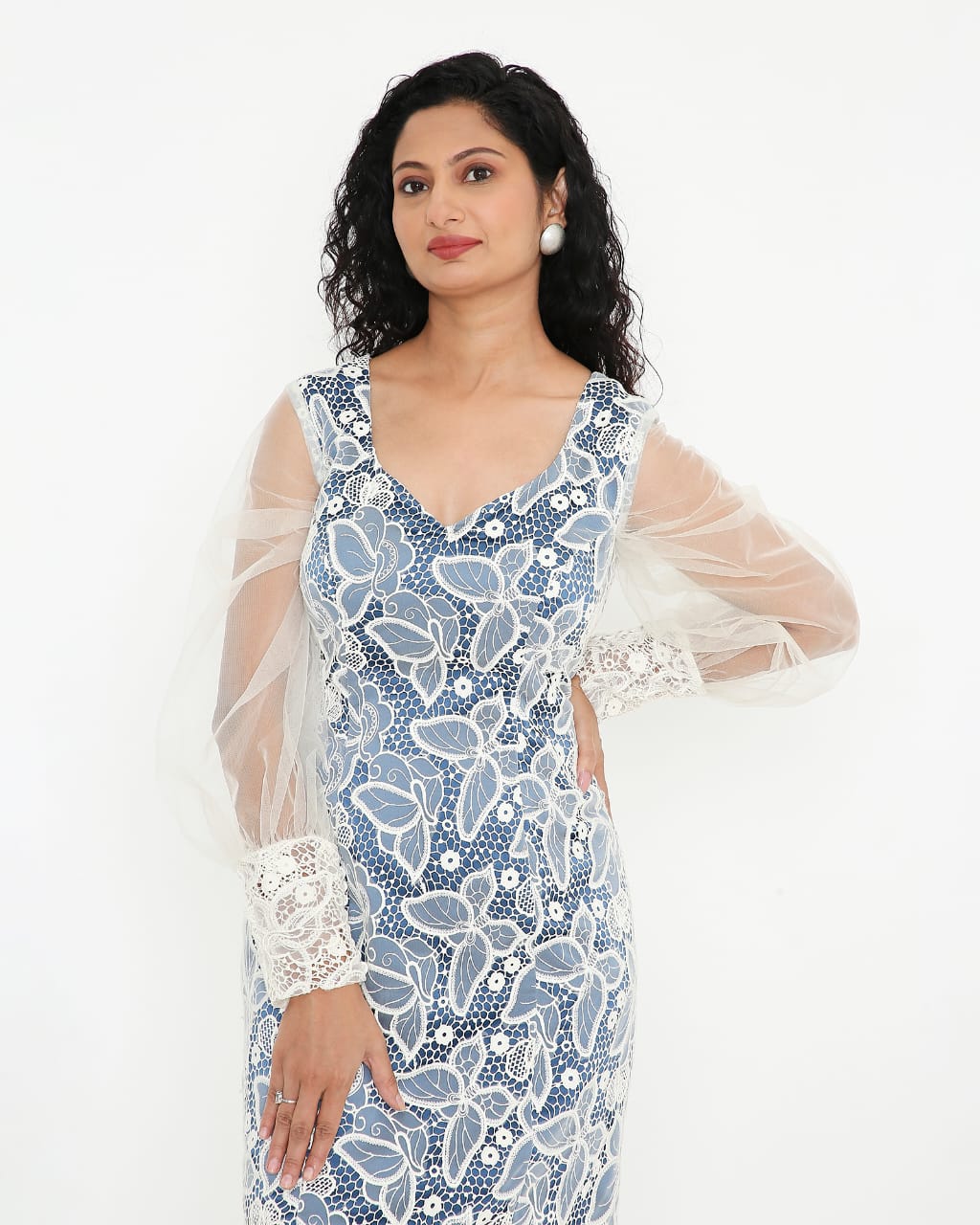 Blue & White Floral Lace Puff-Sleeve Dress